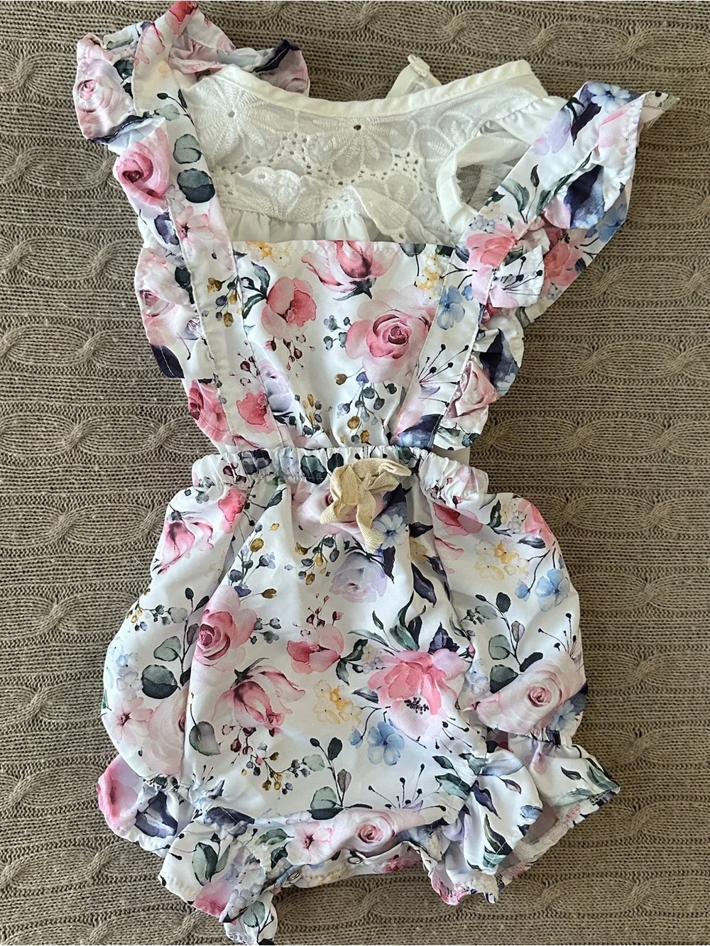 EUC 5pc Baby Girl Romper Bundle, Floral Lace, 24 Months